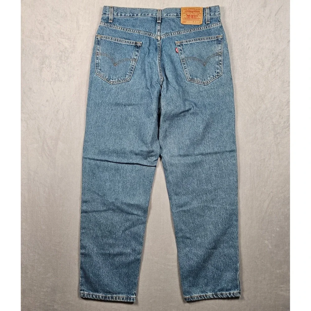 Vintage Levi's 550‎ Jeans Mens 36x30 Relaxed Fit Blue Medium Wash Denim Y2K 2002